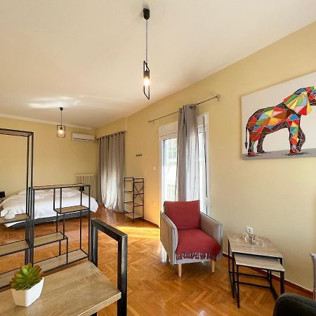 Chiou Spacious 90Sqm Apt In Athens Exterior photo